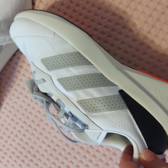 Running shoes - Picture 4 of 9